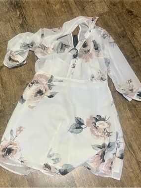 NWT Dynamite Floral Shirtdress - fully lined- white with pastel floral pattern